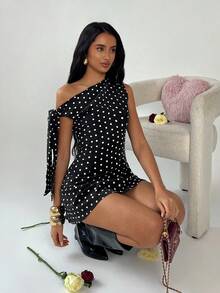 TRNVIE Vestido de lunares con hombro asimétrico y drapeado en línea A, versátil para mujer - Negro - Ver 1