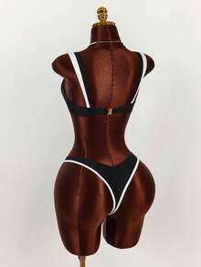 Amplova Women's Black & White Contrast Color Swimsuit 2 Pieces Set, W-Shaped Underwire Top And V-Shape Bottom, Sexy And Sophisticated