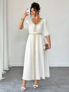 SHEIN Elenzya 大码纯色拼接金色蕾丝流苏腰身优雅休闲秋冬连衣裙 - 白色 - 查看 5