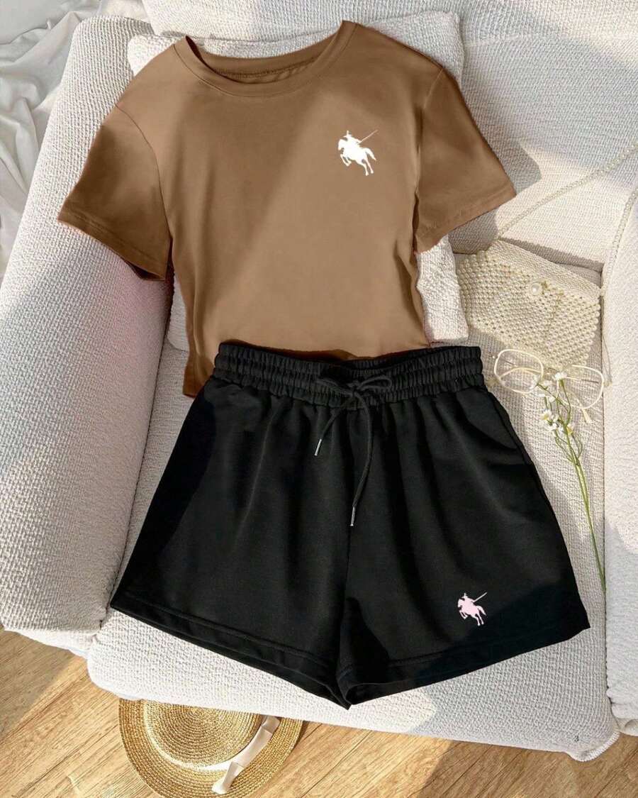 Set de 2 piezas de camiseta y pantalones cortos con estampado de Polo - Café integral - Ver 1