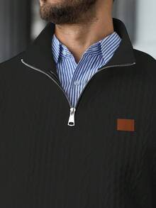 Manfinity Homme 男士加大码休闲纯色纹理立领拉链卫衣，男士新款秋季纯白简约休闲套头拉链卫衣，男装，适合日常通勤和旅行的百搭单品，男士绞花针织卫衣，男士针织衫，四分之一拉链商务休闲男士卫衣 - 黑色 - 查看 5