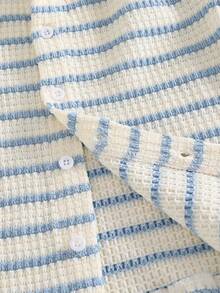 SHEIN Streecool Kids 2pcs Young BoyTextured Stripe Knit Shirt And Shorts Set - Blue - View 4