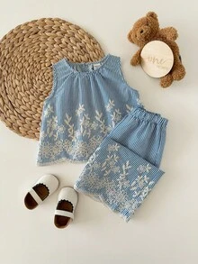 SHEIN Babygirl Vacation Casual Cute Striped Floral Embroidery Camisole & Elastic Waist Pants Set - Blue - View 5