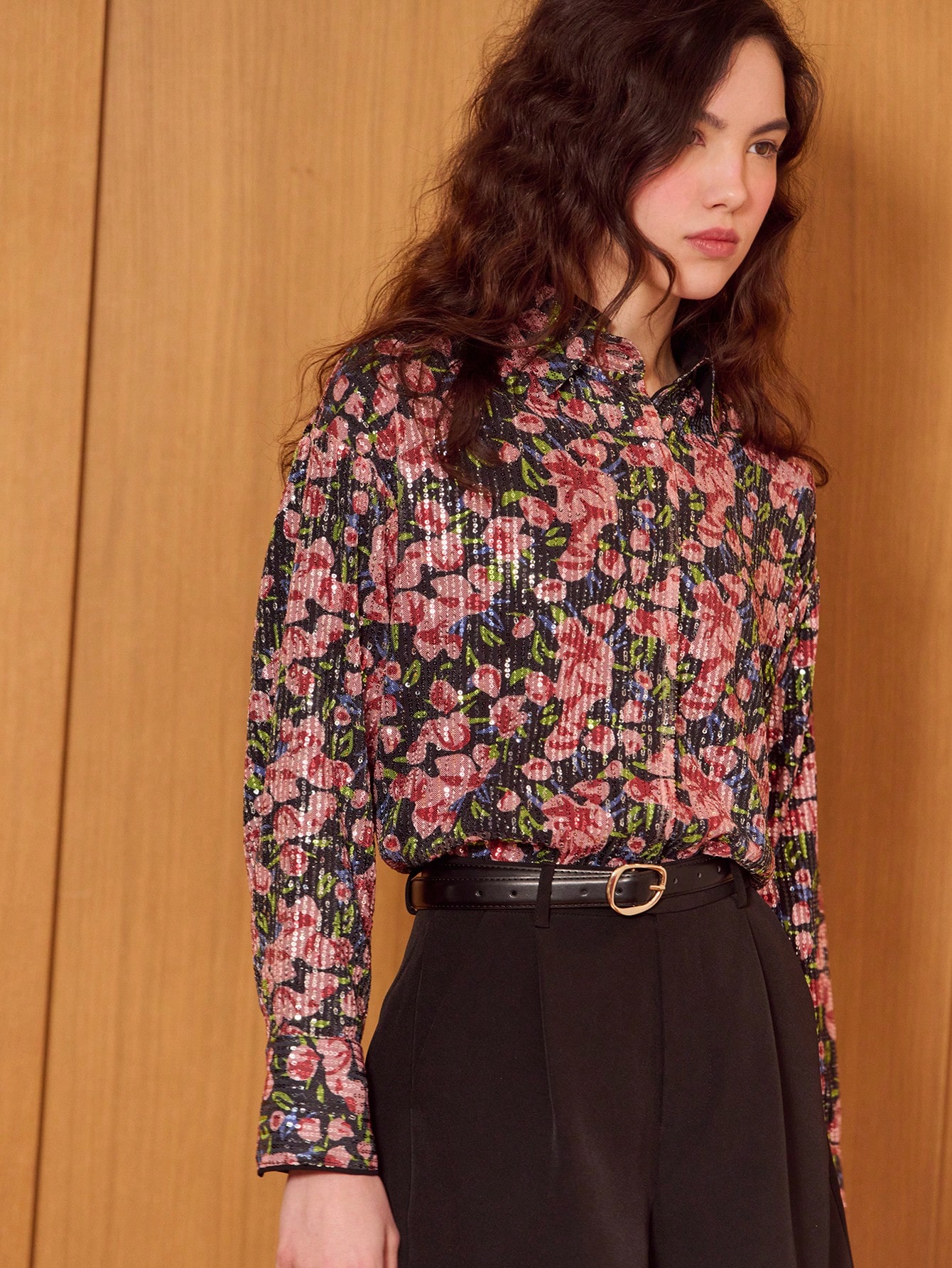 Paillettenbluse mit Blumenmuster und langen Ärmeln für einen schicken Ausgeh-Look – perfekt für Partys, den Valentinstag, den französischen Stil oder den Pariser Stil.