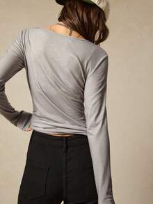 SoleilVie 女士V领刺绣长袖修身T恤 - 灰色 - 查看 4