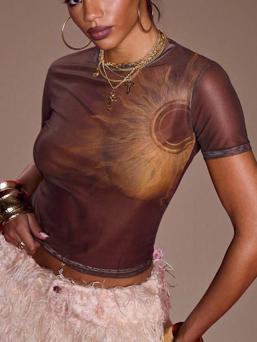 Normani 图形太阳印花网眼修身 T 恤度假伊比沙岛优雅伊比沙岛可爱海滩节狂欢波西米亚风假日，秋季返校外出上衣俱乐部万圣节派对 - 咖啡棕 - 查看 1