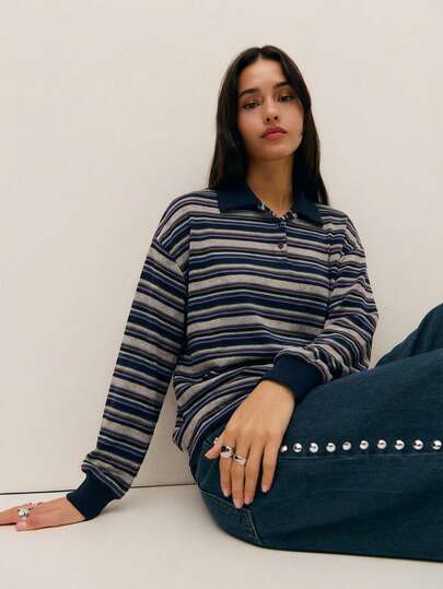 Nöista 长袖条纹 Polo 衫，采用柔软的中等重量针织面料，营造出轻松休闲的学院风，是一款百搭单品，可轻松搭配牛仔裤，完美适用于女士春假穿搭、舒适周末造型、休闲季节穿搭、女士生日聚会穿搭以及精致的情人节造型。