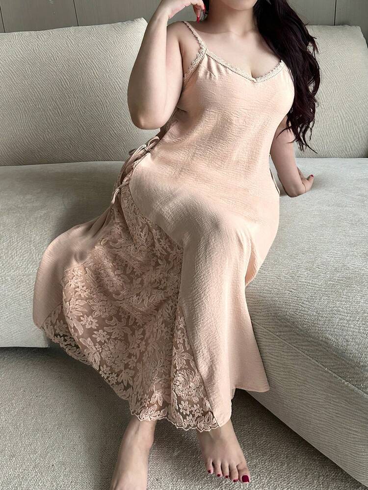 Dazy Plus Plus Size Women Lace Patchwork Solid Color Sexy Loose Long Nightgown, Sleeveless Home Dress For Spring & Summer