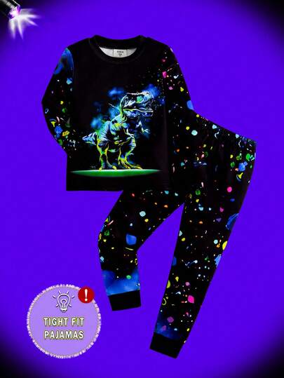 2 件套幼儿男童休闲可爱针织数码激光恐龙印花圆领长袖上衣和全印花恐龙紧身裤舒适紧身睡衣套装，春夏