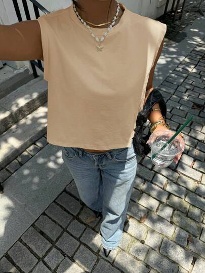 Siren Gaze Women's Solid Color Minimalist Wide Strap Cropped Tank Top Basic Top Solid Color Tops Beige Top Sleeveless Tops Cropped Tops Basic Tops