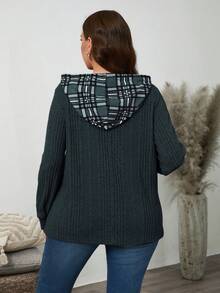 SHEIN LUNE Áo nỉ mềm mại, chất liệu vải chải mịn, họa tiết kẻ caro, viền phối màu, cỡ lớn, màu xanh đậm, áo mùa đông cho nữ, áo len nữ, áo chui đầu cho nữ, quần áo mùa đông cho nữ, áo len. - Xám - Xem 2