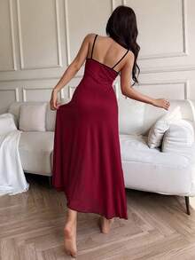 SHEIN Váy ngủ dài ren mềm mại và thoải mái cho nữ - Màu Đỏ Sâu - Xem 2