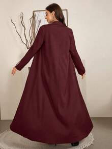 Al Najma 女士撞色滚边前扣优雅长袖阿巴雅长袍 - 酒紅色 - 查看 2