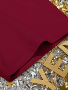 Manfinity Homme 男士休闲新年标语印花圆领短袖T恤，夏季 - 酒紅色 - 查看 4