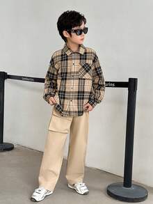 SHEIN 两件套儿童/青少年男童休闲格子领宽松纽扣长袖衬衫和纯色直筒裤套装 - 彩色 - 查看 4