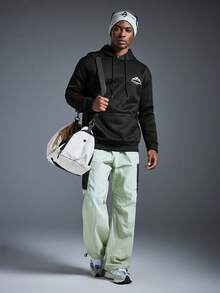 Driftmere 男士秋冬简约山地标语印花口袋抽绳连帽运动衫 - 黑色 - 查看 9