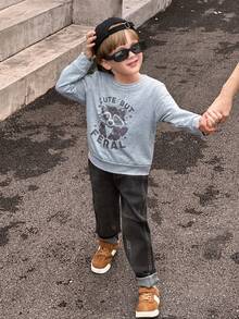 GraphicGems 灰色圆领小男孩浣熊印花卫衣 - 灰色 - 查看 4