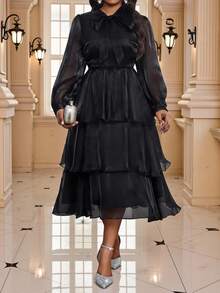 Fleurora Váy dài tay màu đen xếp lớp lưới chắp vá cỡ lớn - màu đen - Xem 7