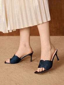 MOTF PREMIUM WOMEN BEARD DETAIL SQUARE TOE HEELED SANDALS - Navy Blue - View 5