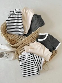 SHEIN Set de 6 piezas de ropa casual para bebé niño con diseño de rayas y estilo minimalista, que incluye camiseta de manga corta y pantalones cortos, adecuado para deportes y juegos al aire libre - Multicolor - Ver 4