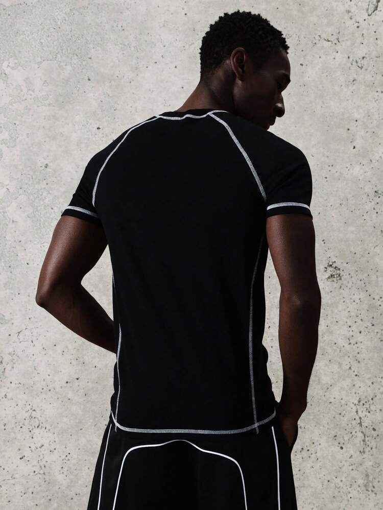 Crew Neck Tee With Contrast Stitching