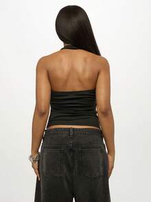 SUMWON 加大码露背吊带背心，金属孔眼装饰，无袖夏季露脐上衣，带孔眼，适合休闲、节日、街头、俱乐部等场合穿着 - 黑色 - 查看 2