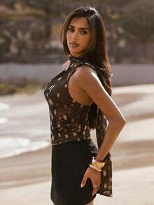 SHEIN BAE Deer Print Fashion Sleeveless Top, Suitable For Casual Outings, Beach Vacations, Stylish Print Vest, Vacation Vest, Brown Print Vest - Coffee Brown - View 5