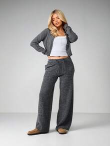 MISSGUIDED Knit Drawstring Waist Wide Leg Cuffed Jogger Pants With Relaxed Fit And Ribbed Hem Details For Casual Loungewear - Grey - View 3