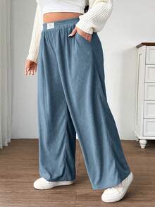 SHEIN EZwear 大码女式高腰宽松喇叭裤，蓝色灯芯绒面料，带口袋和贴布设计，适合校园、日常穿着和室内工作，秋冬季穿着。 - 藍色 - 查看 3