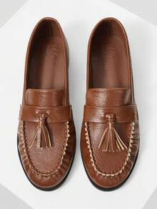 MOTF Sepatu Loafer Wanita Kulit PU dengan Hiasan Rumbai untuk Hari Valentine - Coklat - View 4