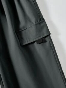 SHEIN Mirajuku 2pcs/Set Boys' Print Black Short Sleeve T-Shirt And Beige Cargo Pants Casual Outfit, Spring/Summer Baggy T Shirt Black Cargo Pants Boys - Dark Grey - View 4