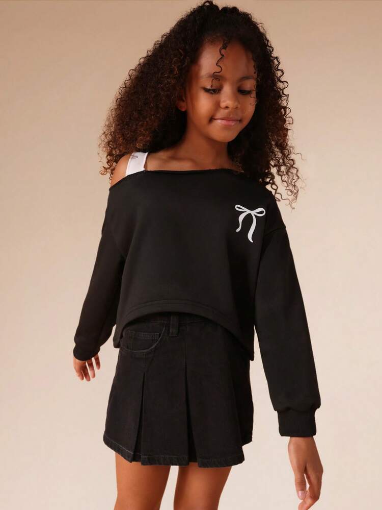 Off-Shoulder Sweatshirt With Bow Graphic