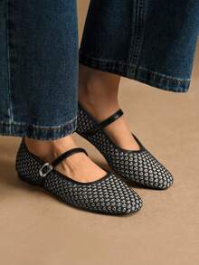 Rosivie Women's Buckle Design Casual Fashionable Flat Sandals - Black - View 5