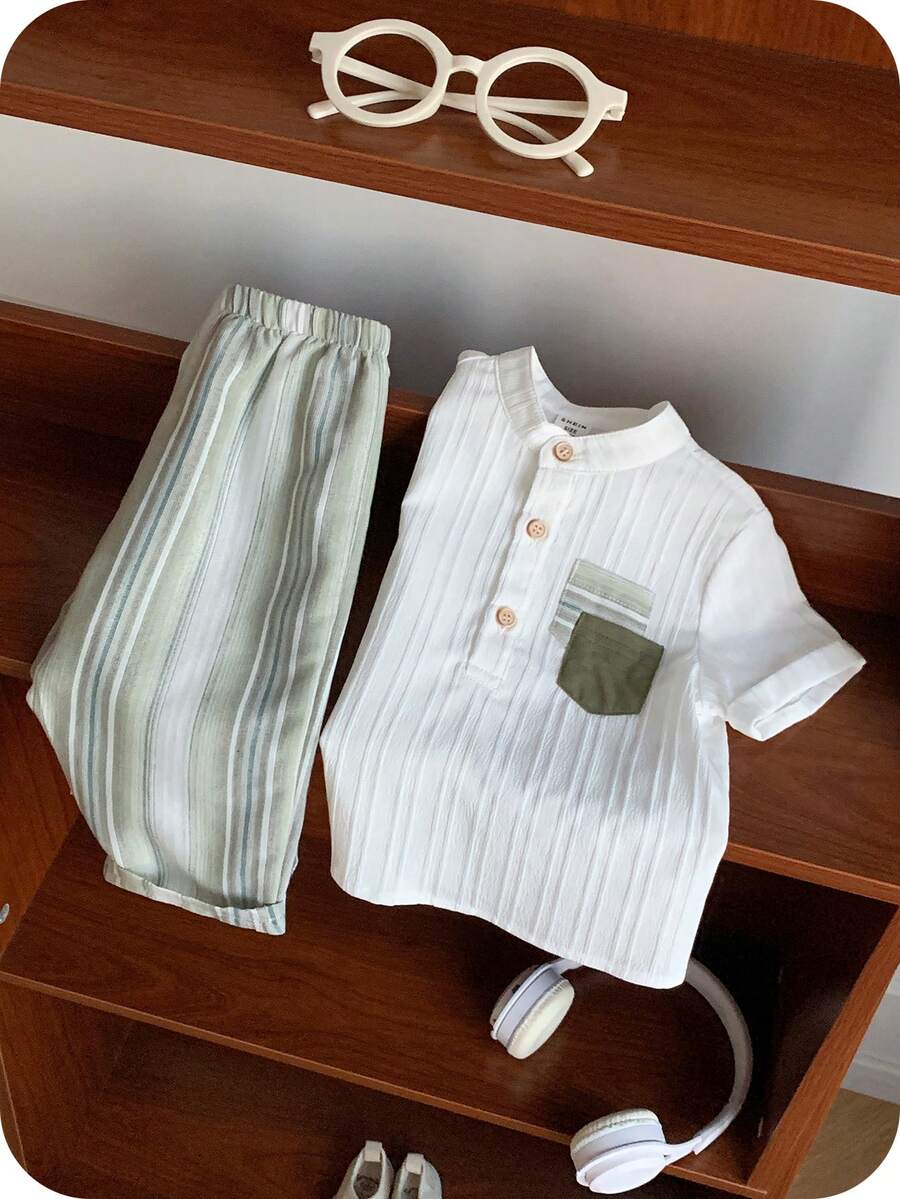 SHEIN 两件套婴儿/男婴/女婴套装 - 白色立领短袖衬衫上衣和卡其色条纹裤，舒适休闲时尚，日常百搭，适合春夏秋冬四季，室内外皆宜，可用于日常穿着、运动、派对、拍照、节日、圣诞节、新年等场合。 - 卡其色 - 查看 1