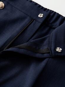 GlowEve CURVE 大码优雅金属扣口袋休闲短裤，适合春、夏、秋季穿着，藏蓝色，优雅高腰水手短裤，女士款 - 寶藍色 - 查看 4