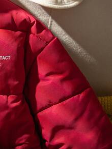 SHEIN 少女休闲百搭通勤宽松立领字母印花羽绒服，秋冬季保暖 - 酒紅色 - 查看 3