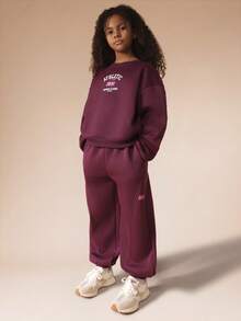 SUMWON Oversized Athletic Club Sweatshirt And Sweatpants Co-Ord Set Crew Neck Long Sleeve Casual Wear Matching Tracksuit Set Vacation - Burgundy - View 2