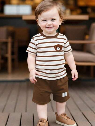 SHEIN 1 Set Baby Boys Casual Fashion Teddy Bear Striped Print Round Neck Short Sleeve T-Shirt And Khaki Shorts Comfortable Knit Outfit, Summer