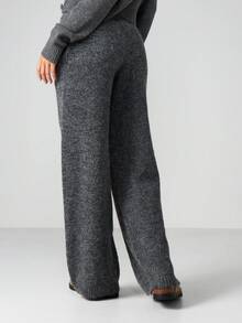 MISSGUIDED Knit Drawstring Waist Wide Leg Cuffed Jogger Pants With Relaxed Fit And Ribbed Hem Details For Casual Loungewear - Grey - View 2