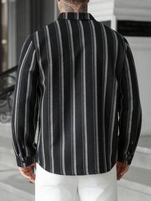 Manfinity CasualCool 男士休闲宽松长袖纽扣衬衫 - 彩色 - 查看 2