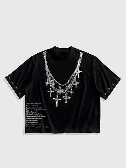ROMWE MEN Camiseta negra de manga corta para hombre, de moda casual de calle, con cadena cruzada y estampado de eslogan con remaches, para verano