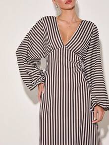 COSMINA Đầm dài tay cổ chữ V sâu thanh lịch dành cho nữ, thiết kế kẻ sọc đa năng, phù hợp mọi mùa, đầm kẻ sọc dọc, đầm midi có tay, đầm tay phồng, đầm midi thường ngày, đầm midi kẻ sọc. - Đỏ và trắng - Xem 6