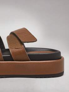 SHUZIA Giày sandal đế xuồng hở mũi in hình lòng bàn tay PU màu ô liu sẫm lấy cảm hứng từ sự sang trọng dành cho nữ – Thoải mái khi đi biển đến trung tâm mua sắm - Màu xanh Ô liu - Xem 7