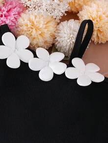 Elladie kids 春夏女童黑白撞色碎花无袖上衣搭配白色百褶裙套装，甜美可爱，适合日常穿着、户外活动、玩耍和旅行。 - 黑色 - 查看 5