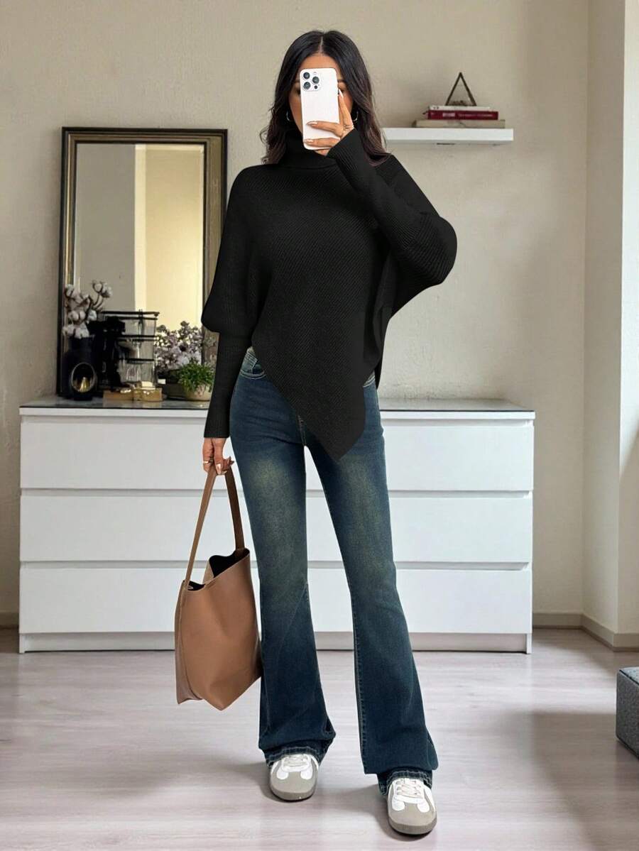 SHEIN PETITE 女士不对称蝙蝠袖下摆纯色高领毛衣,时尚百搭,适合假日和度假穿着,娇小身材也能轻松驾驭的升级版,秋冬季 - 黑色 - 查看 1