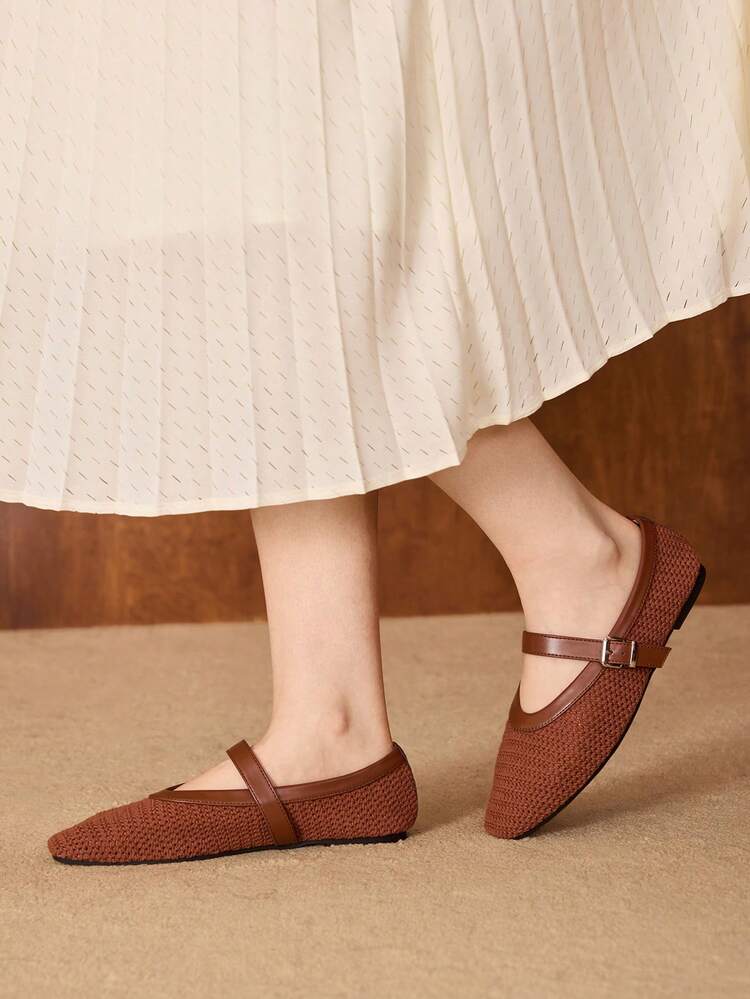 BUCKLE BRAID SQUARE TOE FLATS
