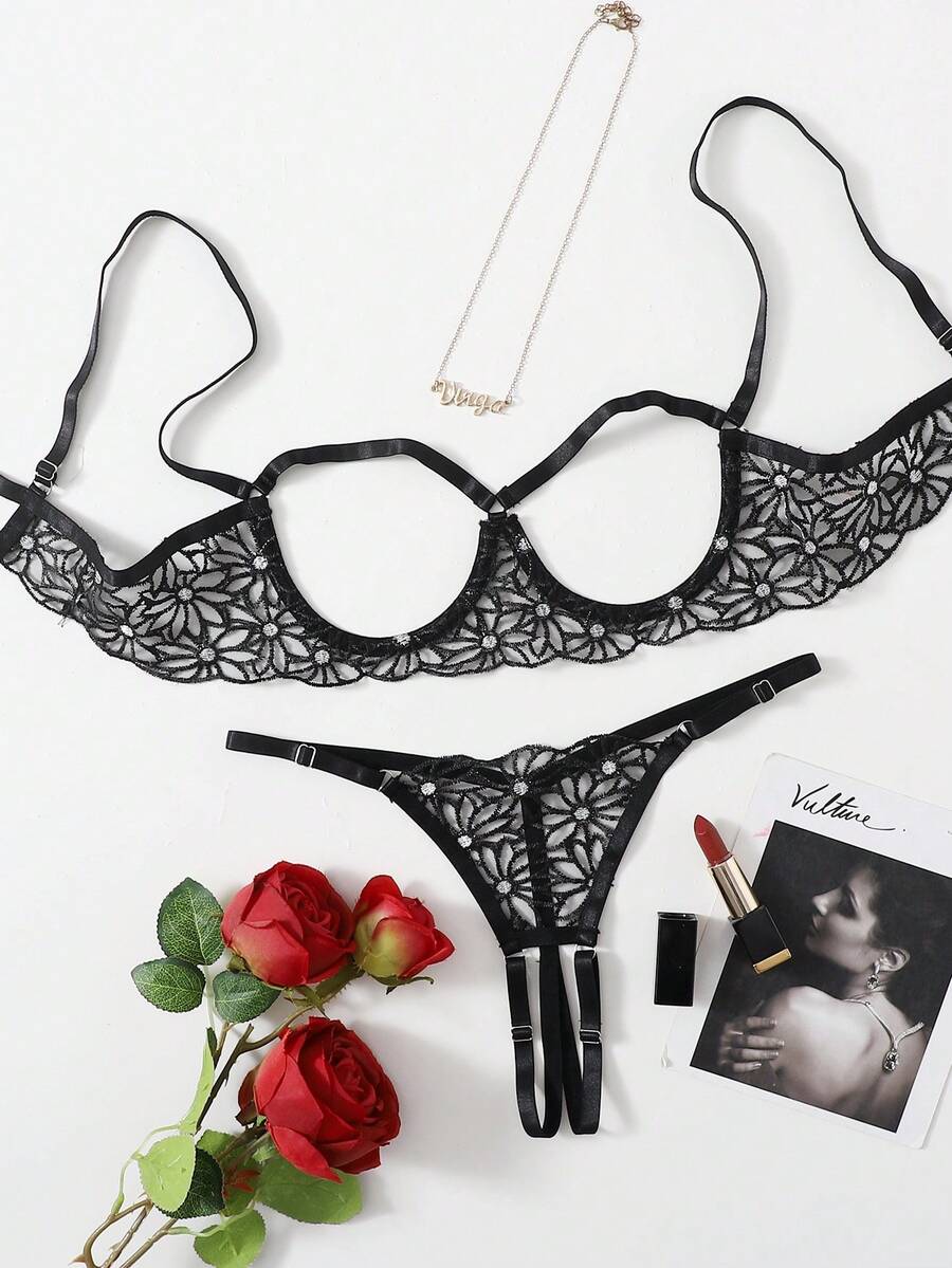 Spicy Aura Set de lencería con aro de malla con bordado con abertura - Negro - Ver 1