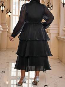 Fleurora Váy dài tay màu đen xếp lớp lưới chắp vá cỡ lớn - màu đen - Xem 3