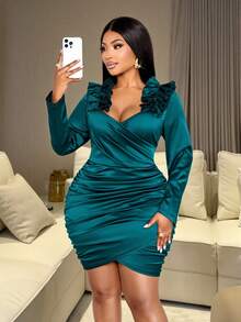 SOLERSUN Plus Size Women's Elegant Solid Color Heart Shape Collar Backless Frill Ruched Satin Party Bodycon Dress,Suitable For Christmas Party Vacation & Dating,Fall/Winter,V-Neck Waist Bag Buttocks Sexy Dress Mini Dress Long Sleeved Shoulder Mushroom Edge Decoration Irregular Hem Pleats,Elegant Dress For Women,Christmas,Formal Dress,Party Dress,Sexy,Wedding Guest Dress,Green - Green - View 2