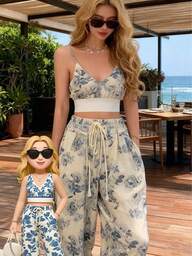 Conjunto de 2 piezas: Top corto tipo camiseta con estampado y pantalones de cintura alta con pernera ancha